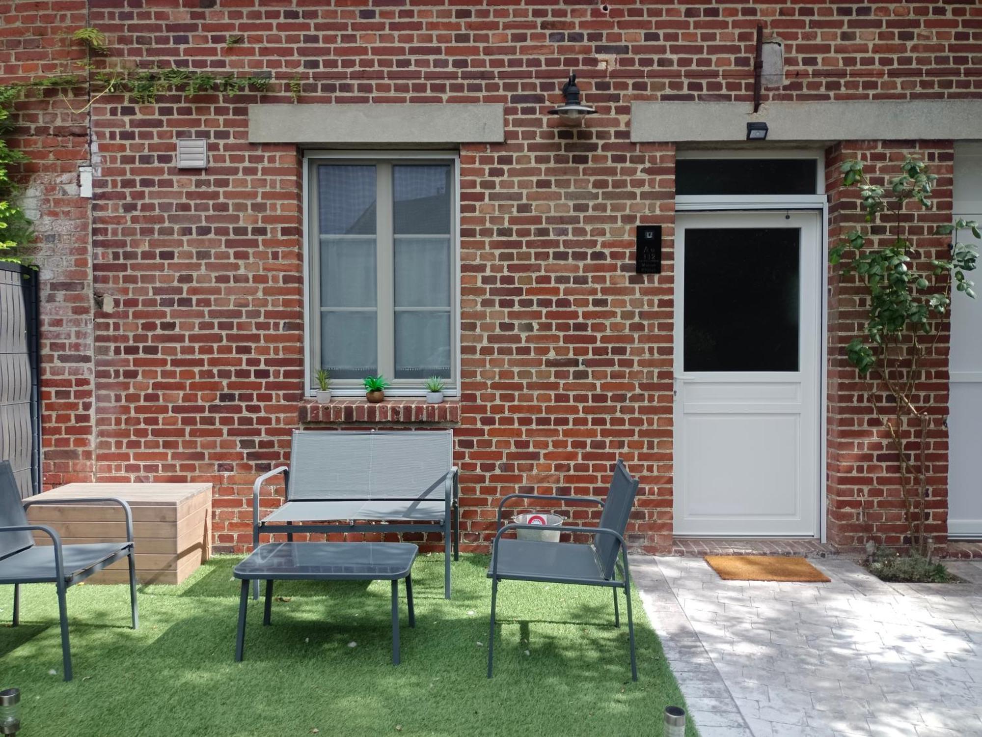 Au 112 Maison D'Hotes Estrees-Saint-Denis Exterior photo